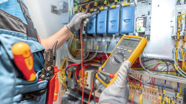 Best Affordable Emergency Electrician  in Locust Grove, OK